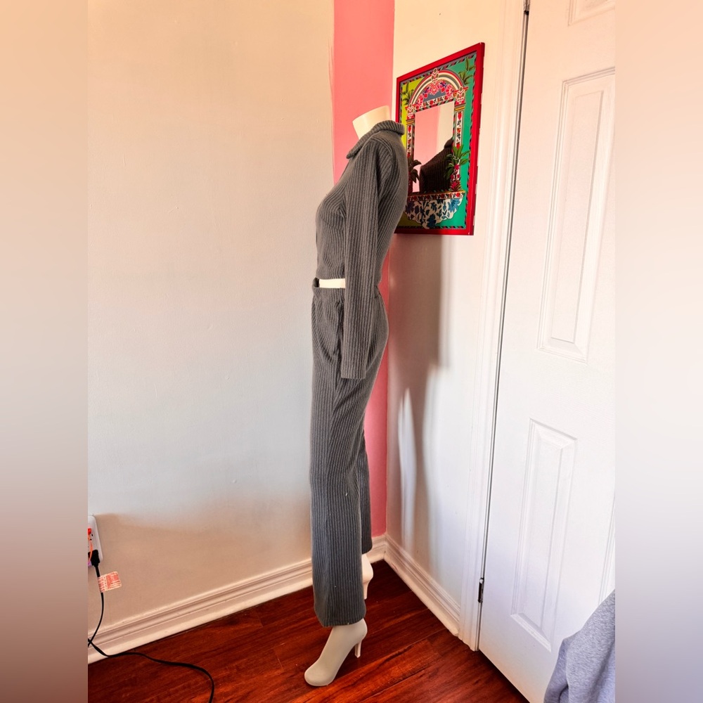 Grey Ribbed Zip Up Cropped Jacket and Flared Pants Set - Picture 4 of 7
